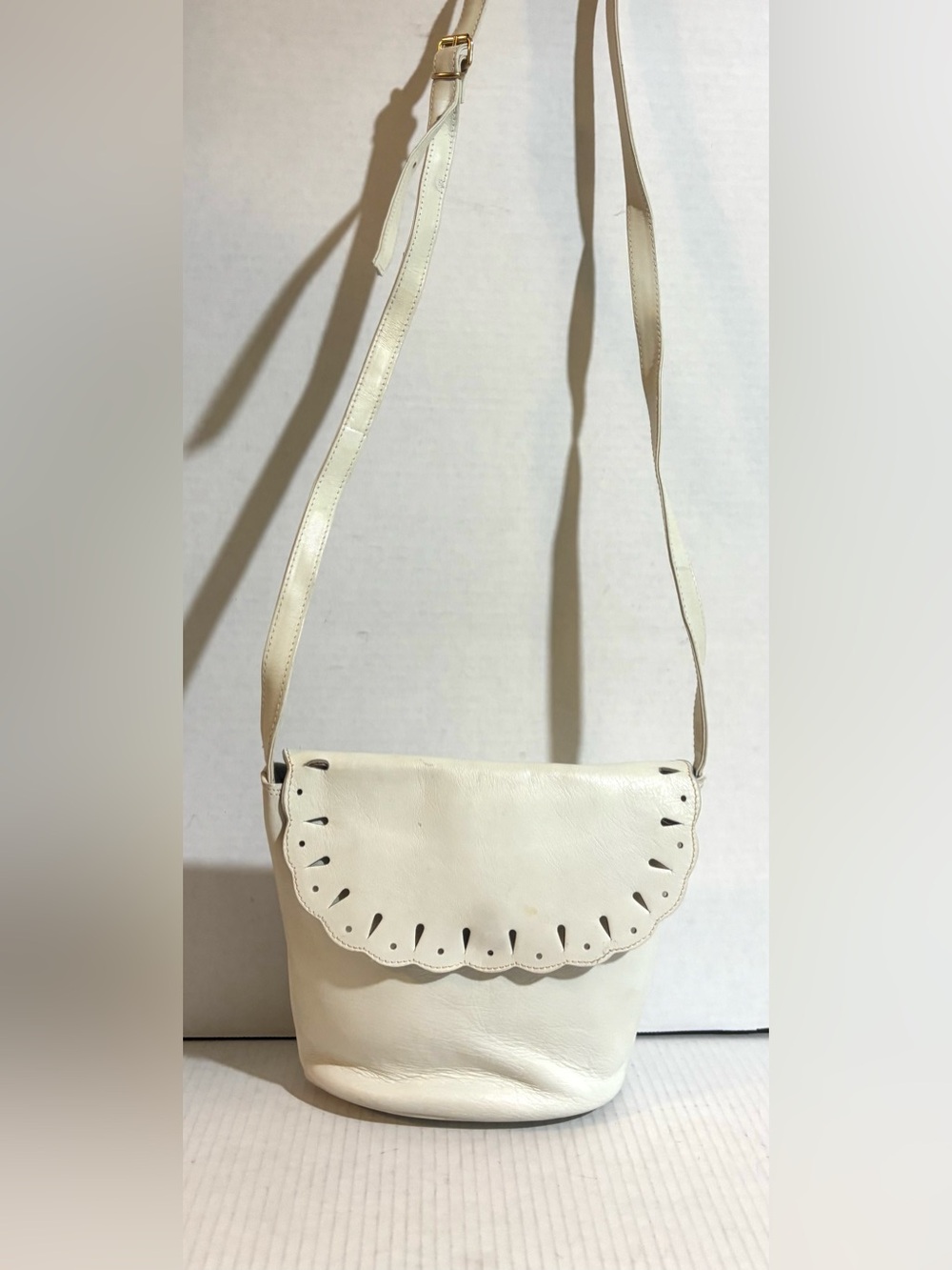 Mondi Cream Scalloped Flap Leather Crossbody Bag